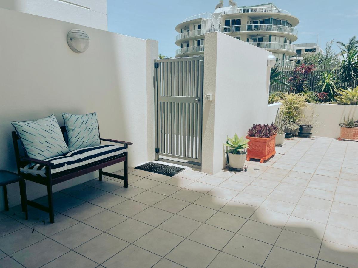 Aspect Caloundra Aparthotel Exterior photo