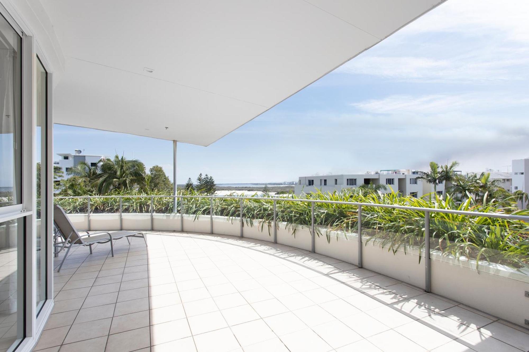 Aspect Caloundra Aparthotel Exterior photo