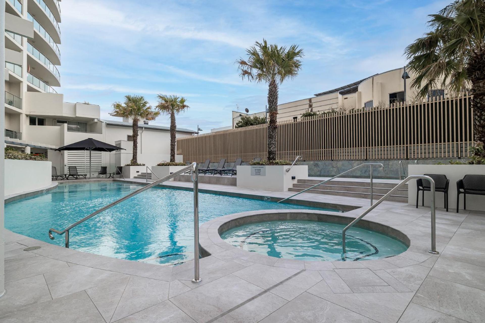 Aspect Caloundra Aparthotel Exterior photo