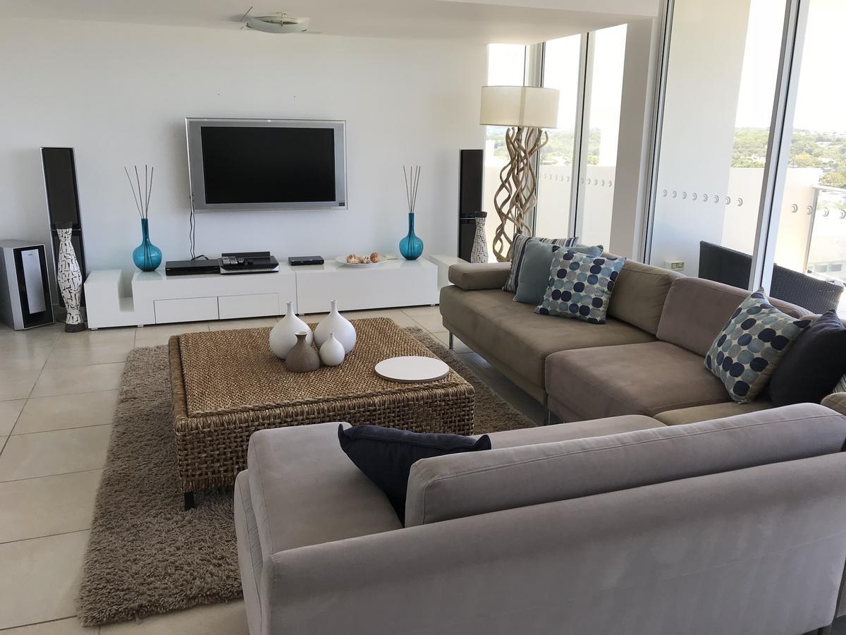 Aspect Caloundra Aparthotel Exterior photo